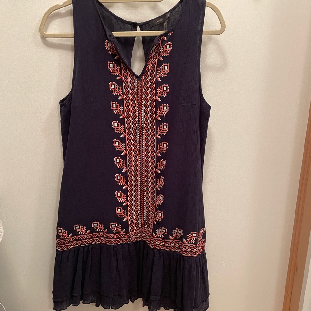 THML Sleeveless Embroidered Dress EUC - Picture 3 of 12